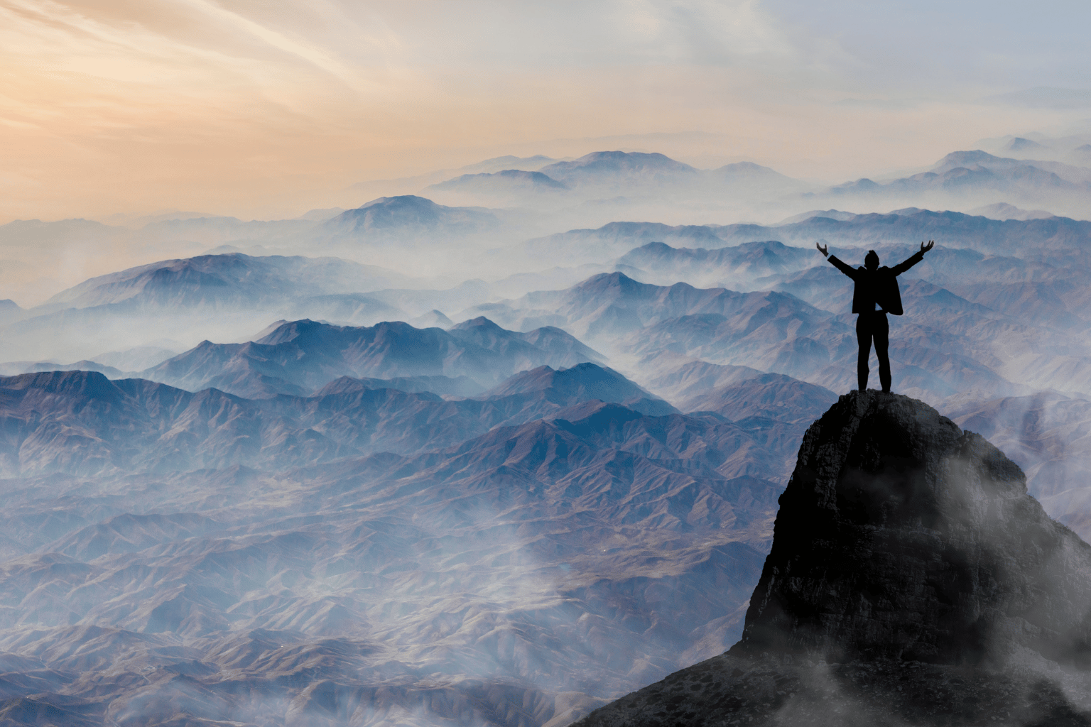 Zašto neki ljudi žele da ostaneš dole (iako ti se smeju u lice)